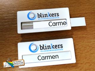 Badge bedrukken 70x31mm met inschuif voor wisselende naam